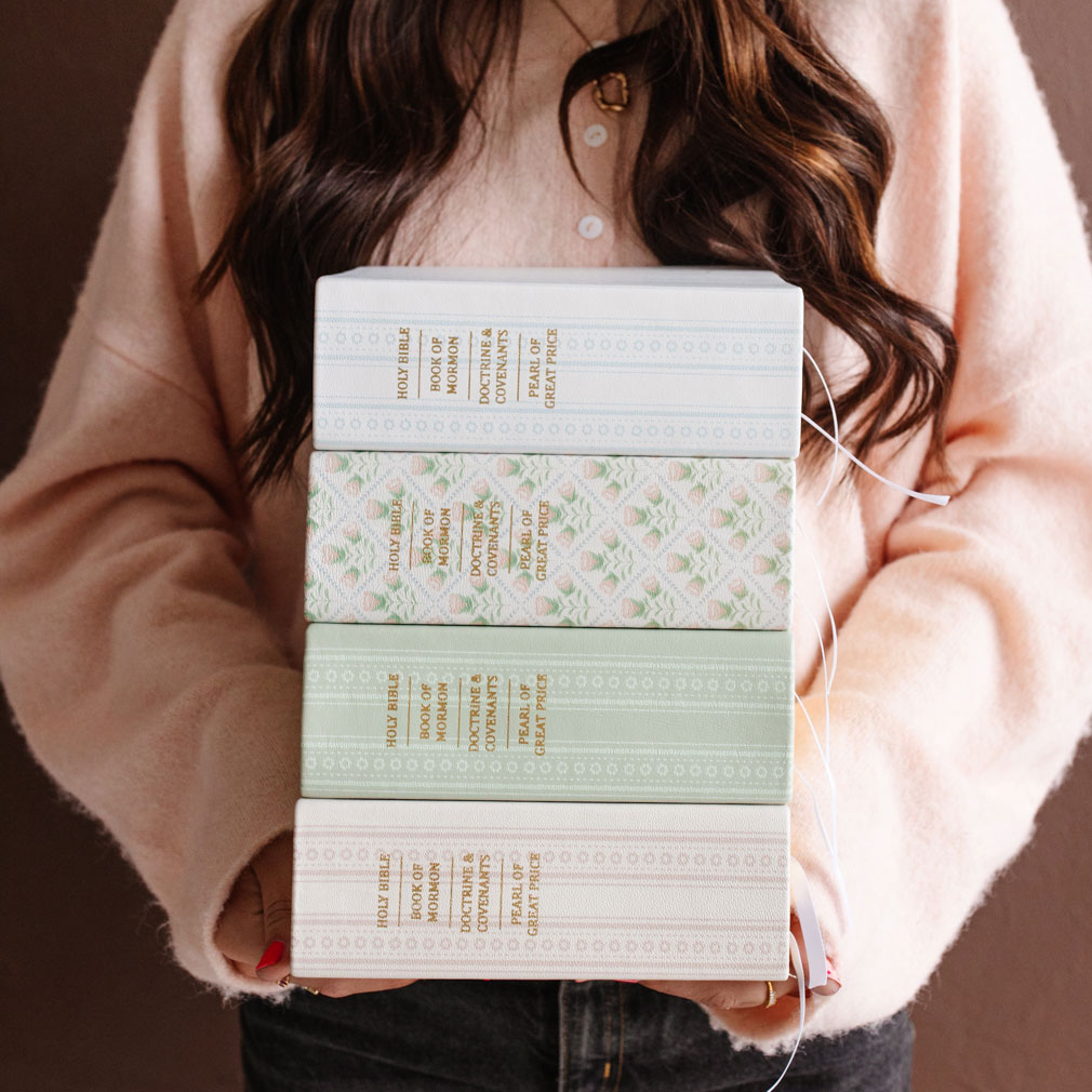 Hand-Bound Genuine Leather Quad - Heirloom Floral - LDP-HB-RQ-HF