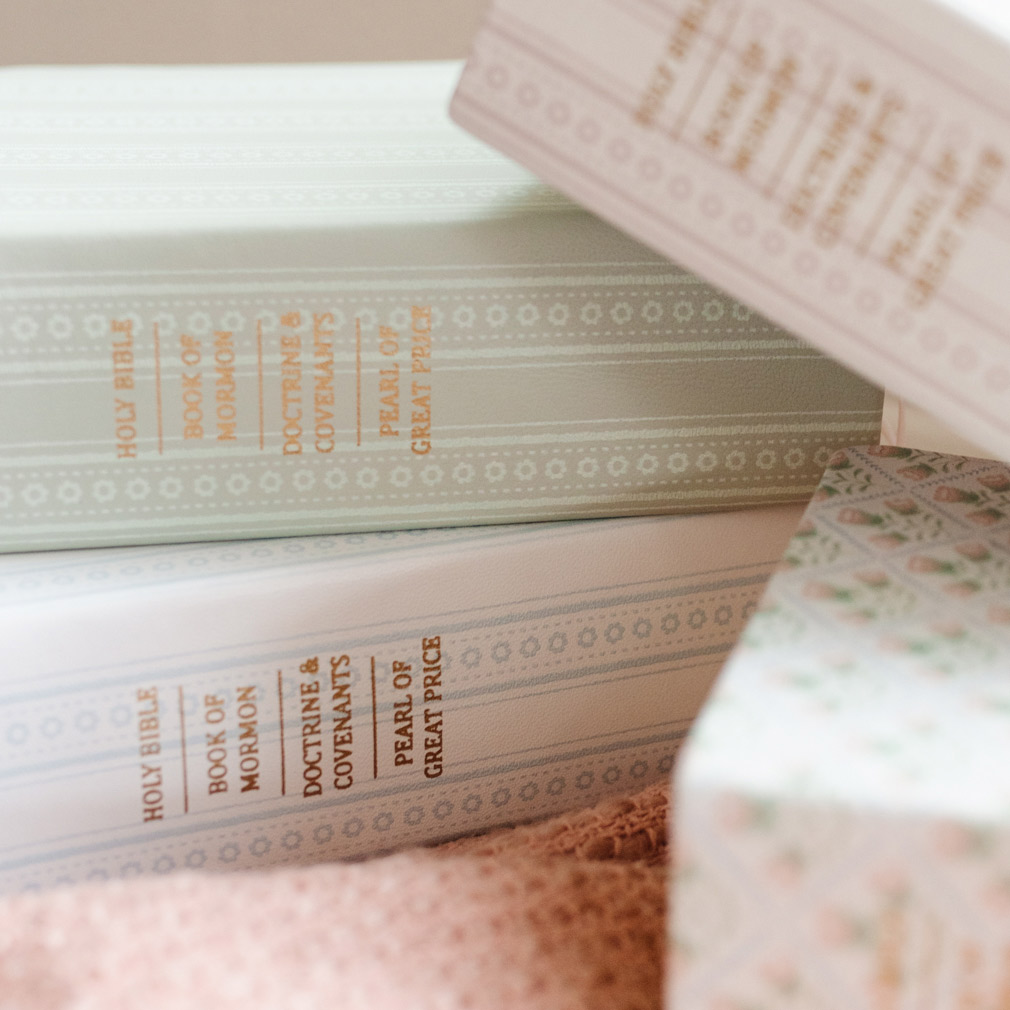 Hand-Bound Genuine Leather Quad - Meadow Ribbon - LDP-HB-RQ-MR