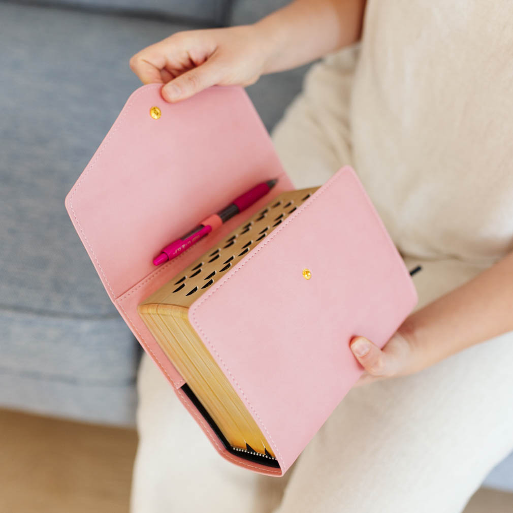 Quad Button Snap Slip Cover - Pink - LDP-CV-BRQ-PNK