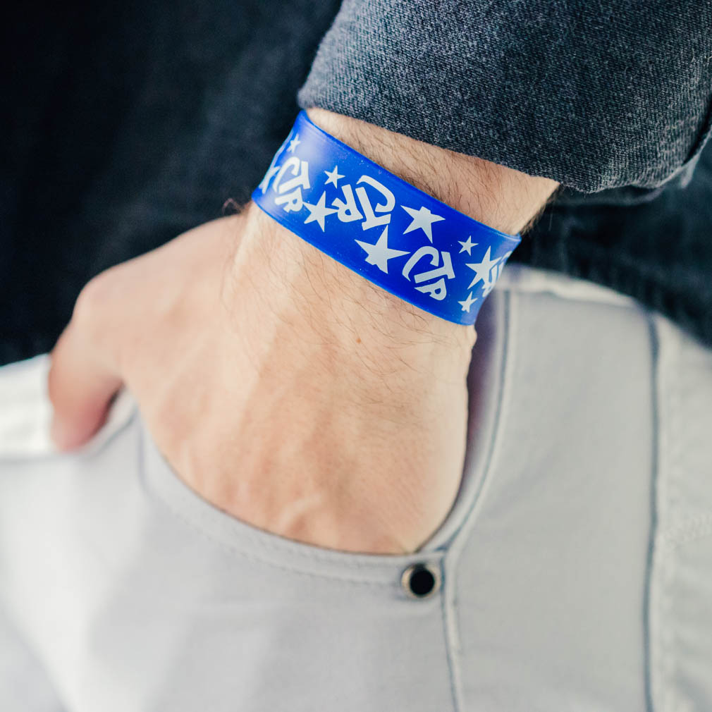 Blue CTR Slap Bracelet - RM-JRY231