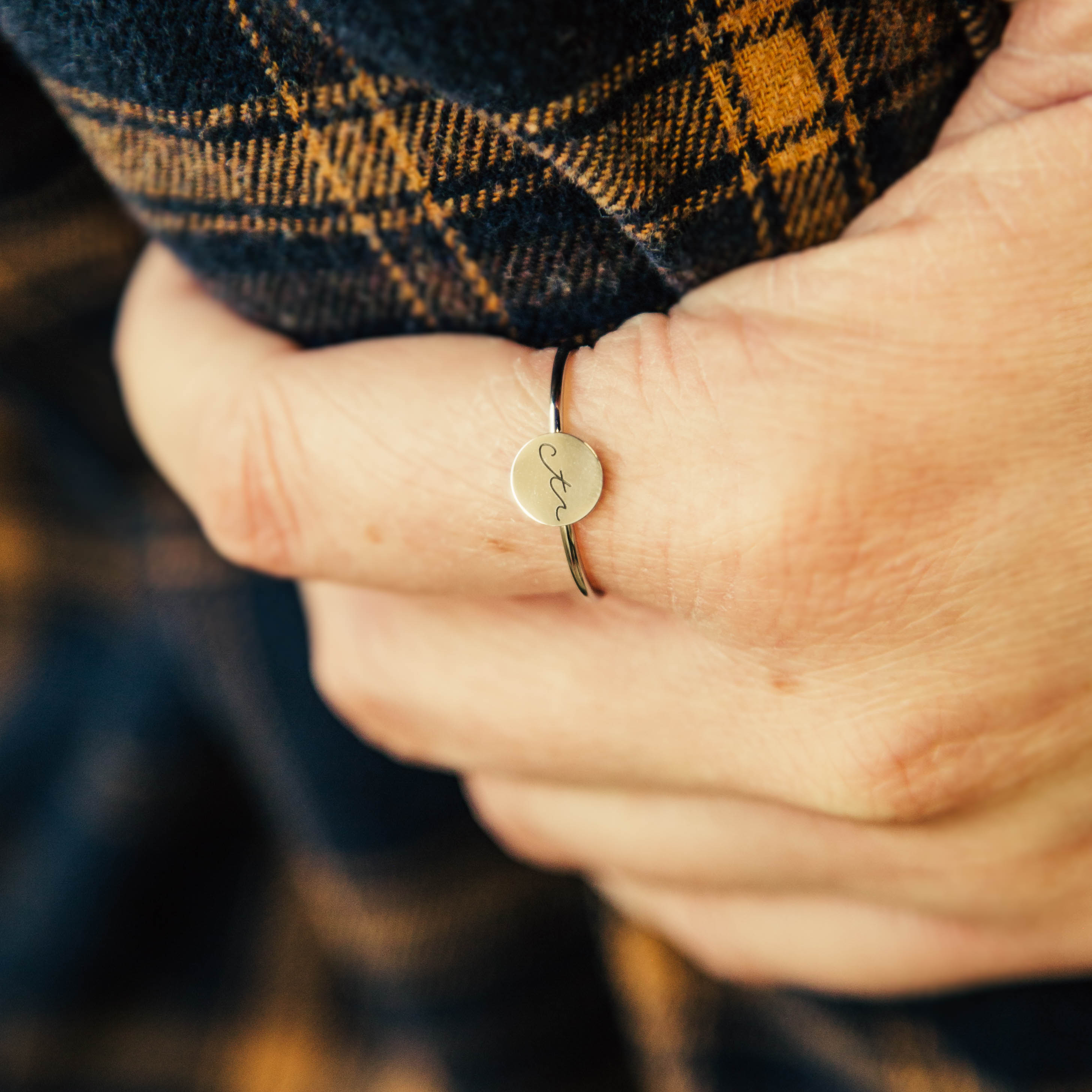 Cursive CTR Disc Ring - LDP-DR-CTR-CRSV