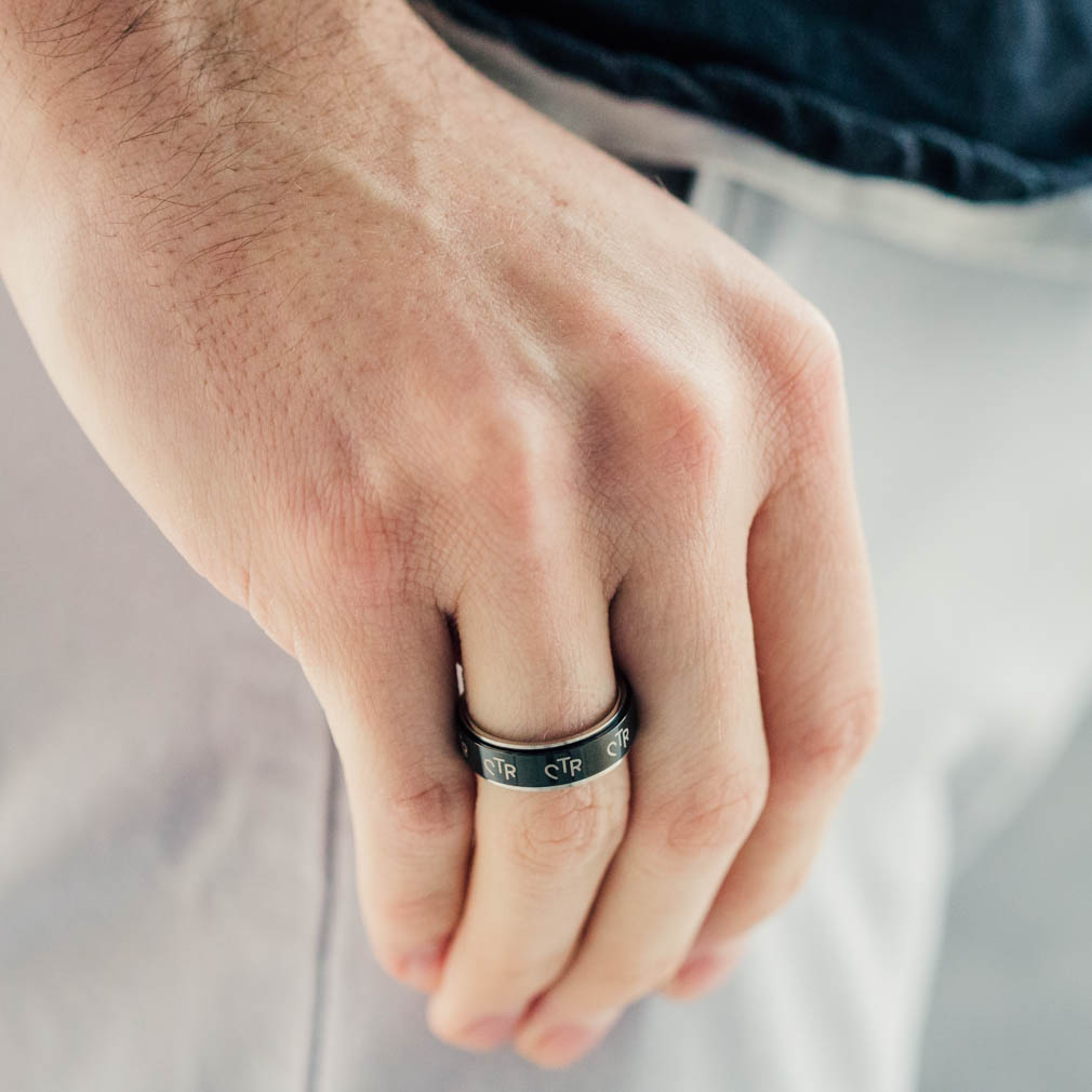 Black Spinner CTR Ring - OMT-J38B