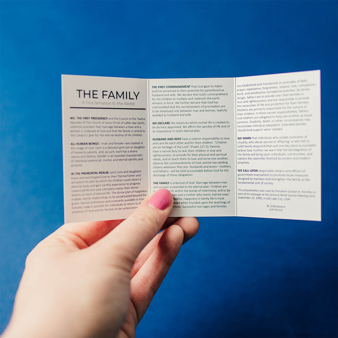 Family Proclamation & Living Christ Pocket Card - LDP-PKC326