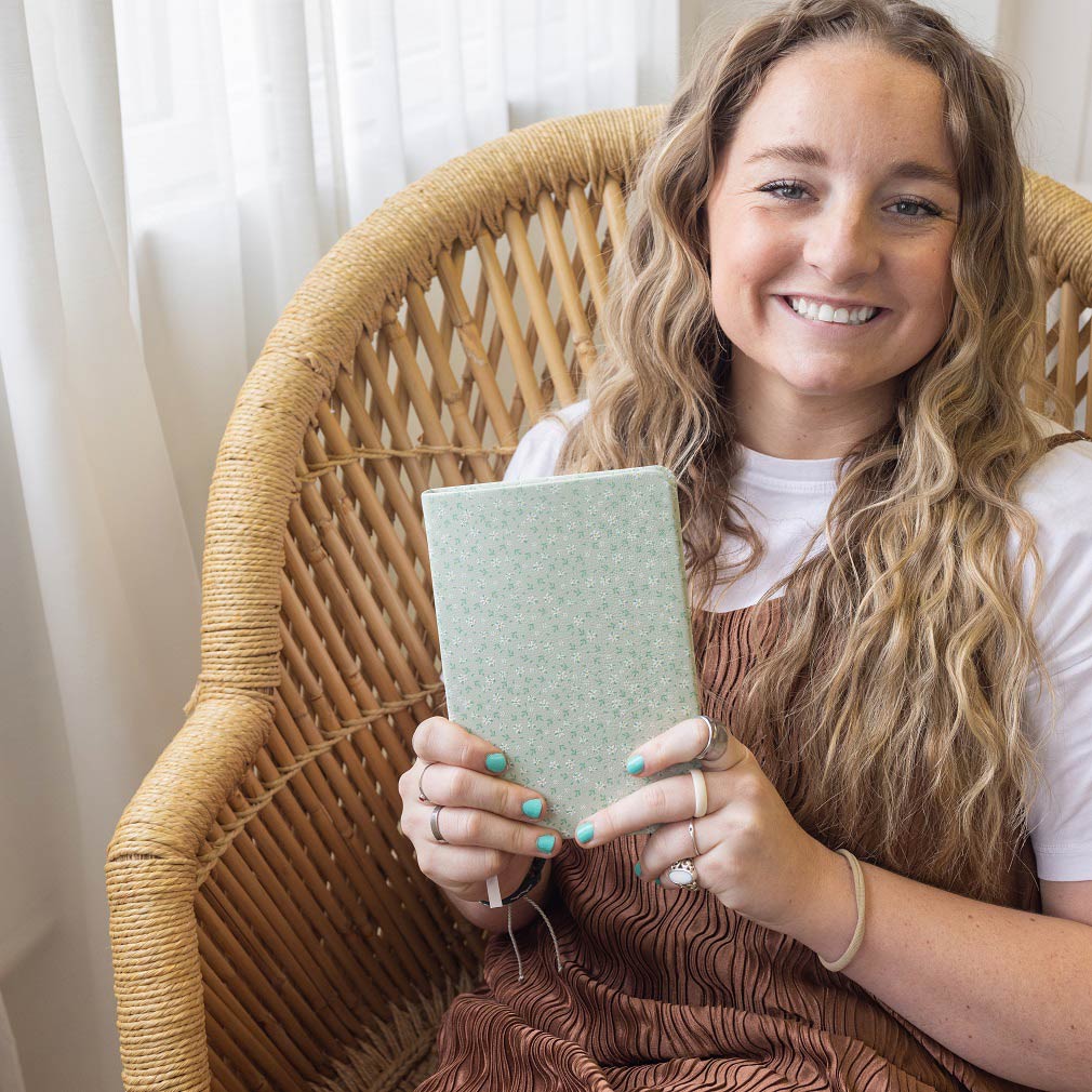 Hand-Bound Genuine Leather Book of Mormon - Daisy May (6 Colors) - LDP-HB-PBM-DM