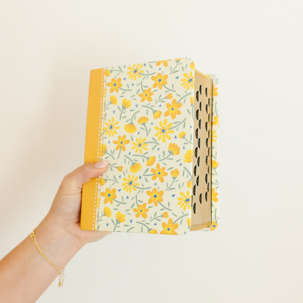 Hand-Bound Genuine Leather Quad - Buttercup Bouquet - LDP-HB-PRQ-WHT-BUB